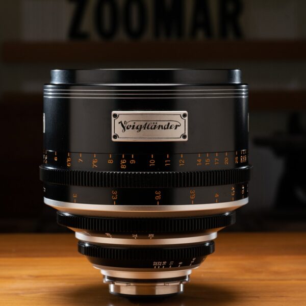 Voigtlander Zoomar 36-82mm